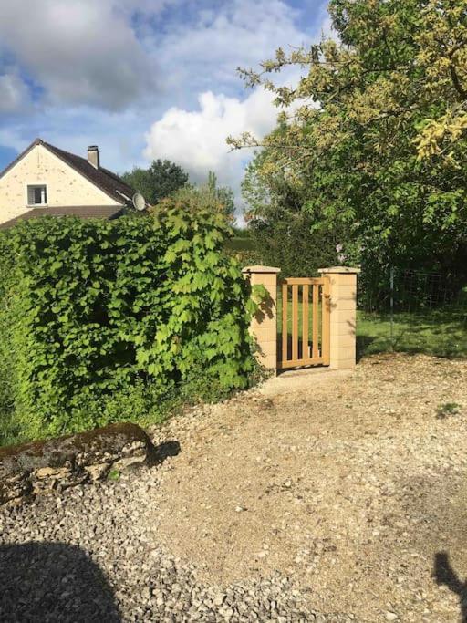 Cottage De Charme A La Campagne オルノワ エクステリア 写真